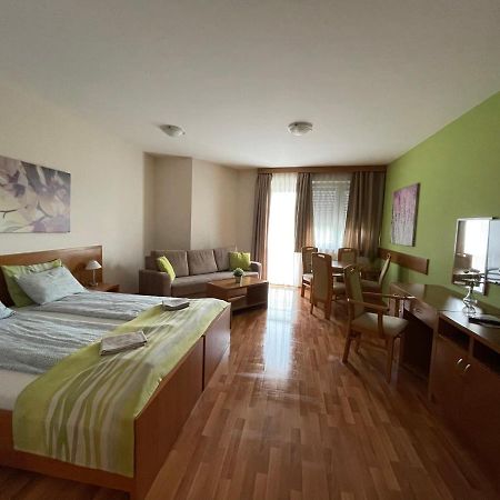 Hajdúszoboszló Rosemary Apartmanok, Rose, Lili, Mary1, Mary2 מראה חיצוני תמונה