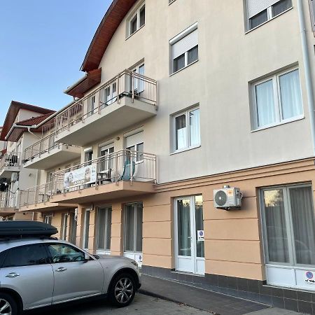 Hajdúszoboszló Rosemary Apartmanok, Rose, Lili, Mary1, Mary2 מראה חיצוני תמונה
