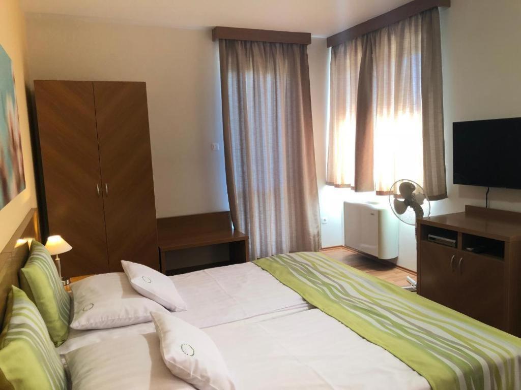 Hajdúszoboszló Rosemary Apartmanok, Rose, Lili, Mary1, Mary2 מראה חיצוני תמונה